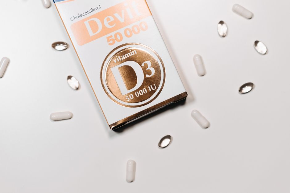 Diep en dynamisch patroon van herfstbladeren.
